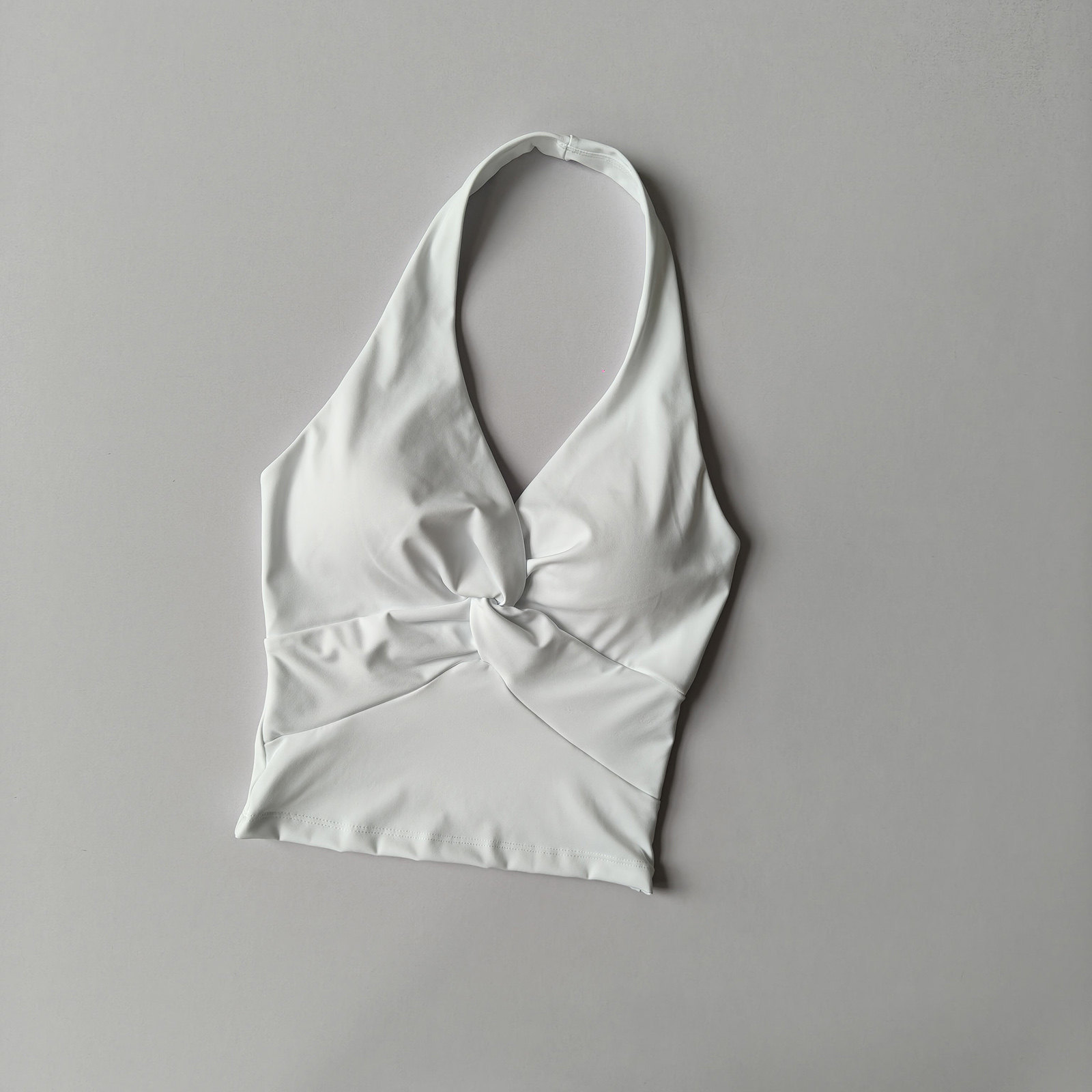 เสื้อชั้นในกีฬาแบบไร้สายรัดคอ  - Pilates Yoga Exercises บทวิจารณ์และราคา